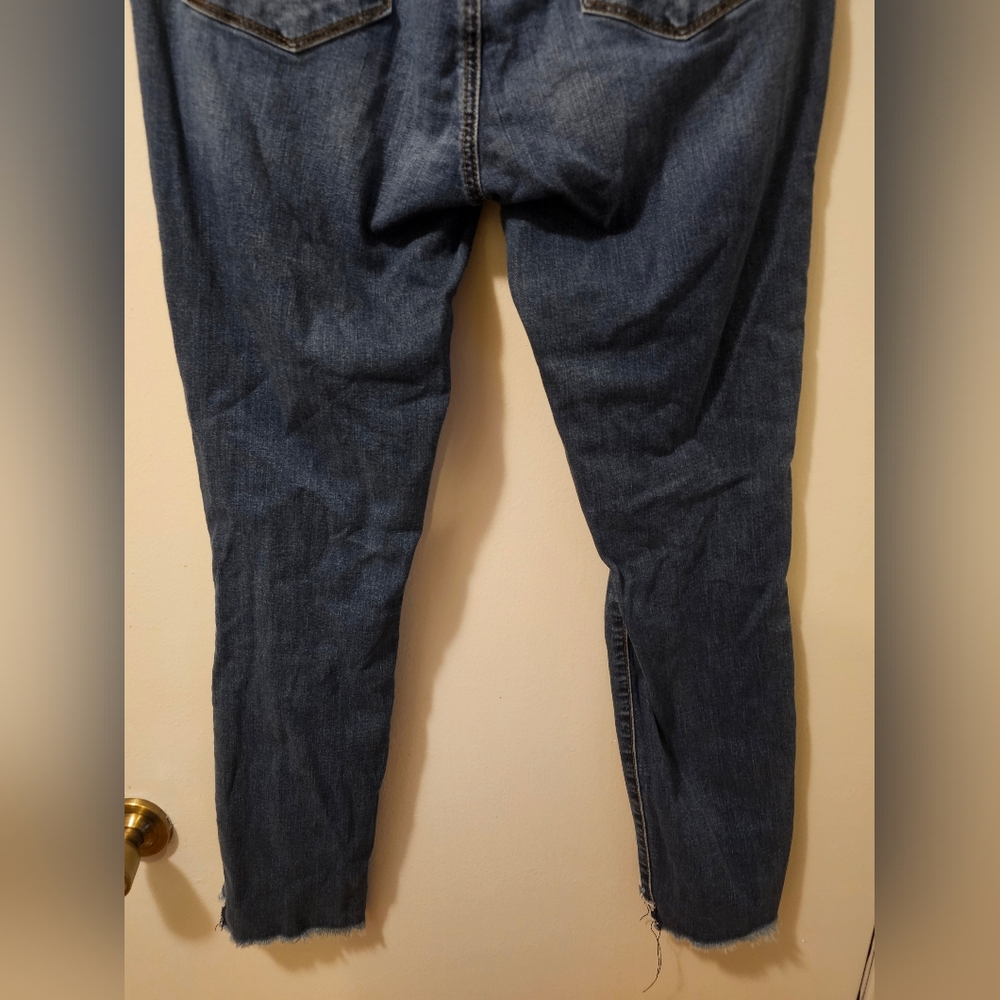STS Blue Ellie High Rise Ankle Distressed Step Hem Jeans Women's Size 30 - Picture 8 of 14